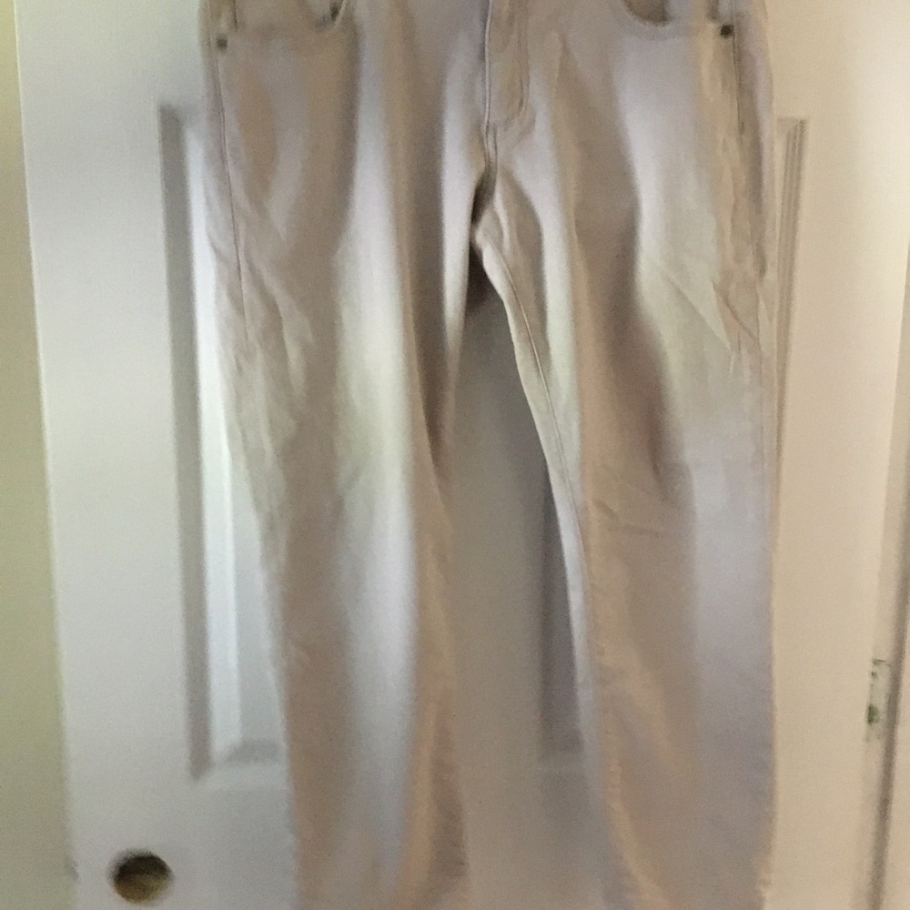 Sonoma Mid Rise Twill Girlfriend Jean.
